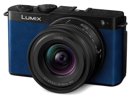 Panasonic Lumix S9 with 18-40mm f/4.5-6.3 Lens Night Blue